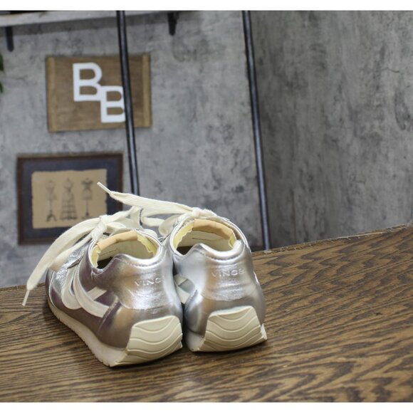 Vince Womens Oasis Runner Lace Up Fashion Sneaker J0062LD901 Silver Leather 8.5M - Picture 4 of 12